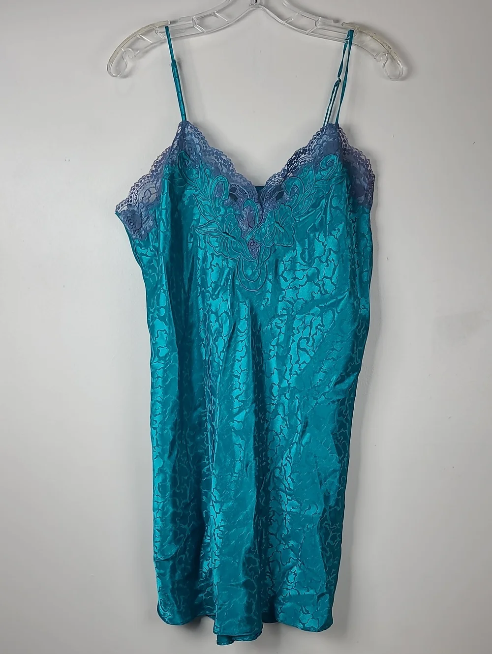 Vintage Erika Taylor Teal Silky Jacquard Lace V-Neckline Spaghetti Strap Slip L - Picture 2 of 12